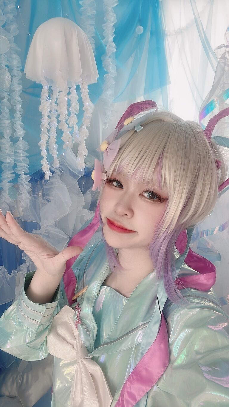 天使と顔のいい女の自撮りROM
