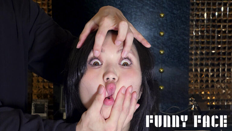 FUNNY FACE 07