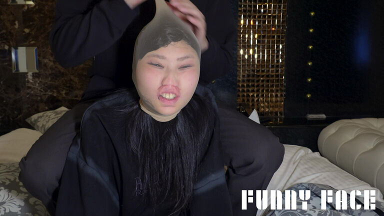 FUNNY FACE 07