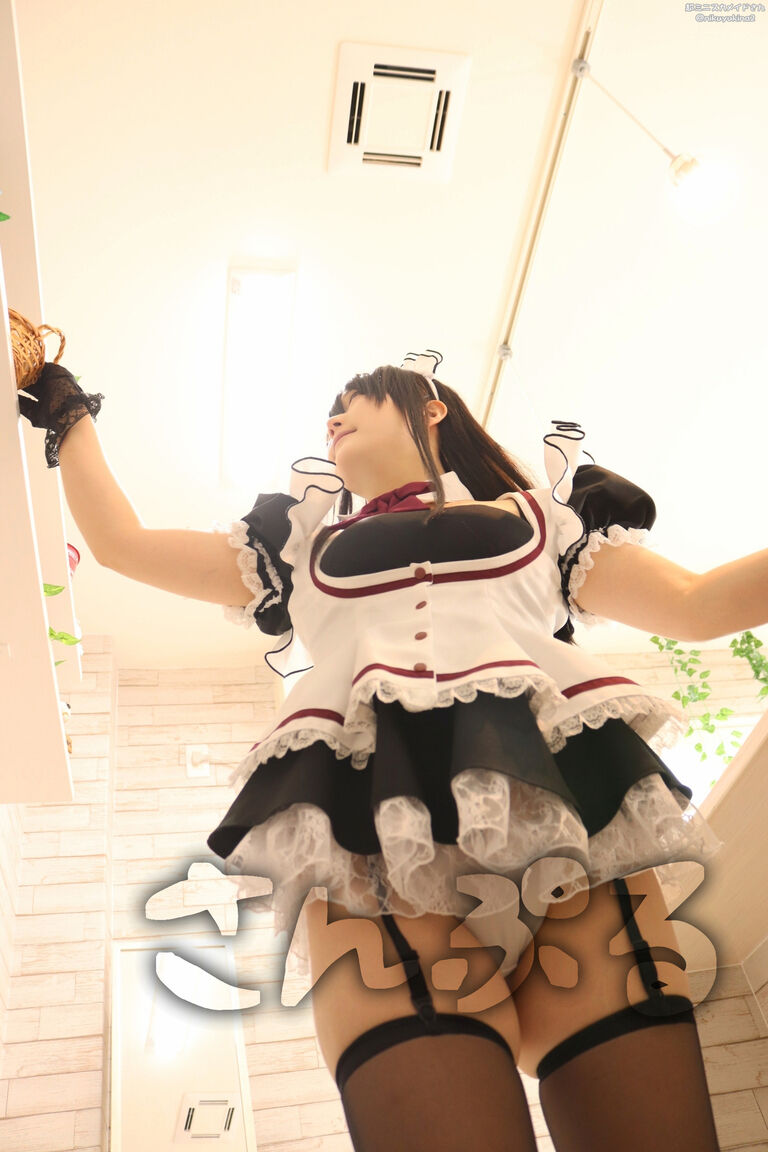 超ミニスカメイドさん