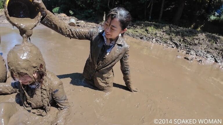 Mud Party-02 ya