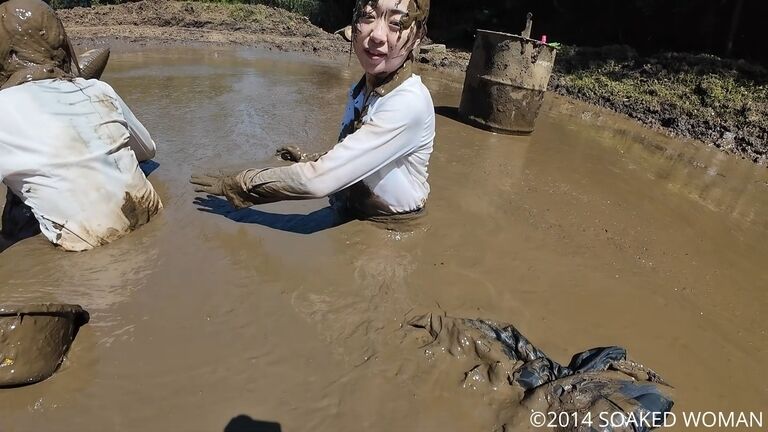 Mud Party-02 ya