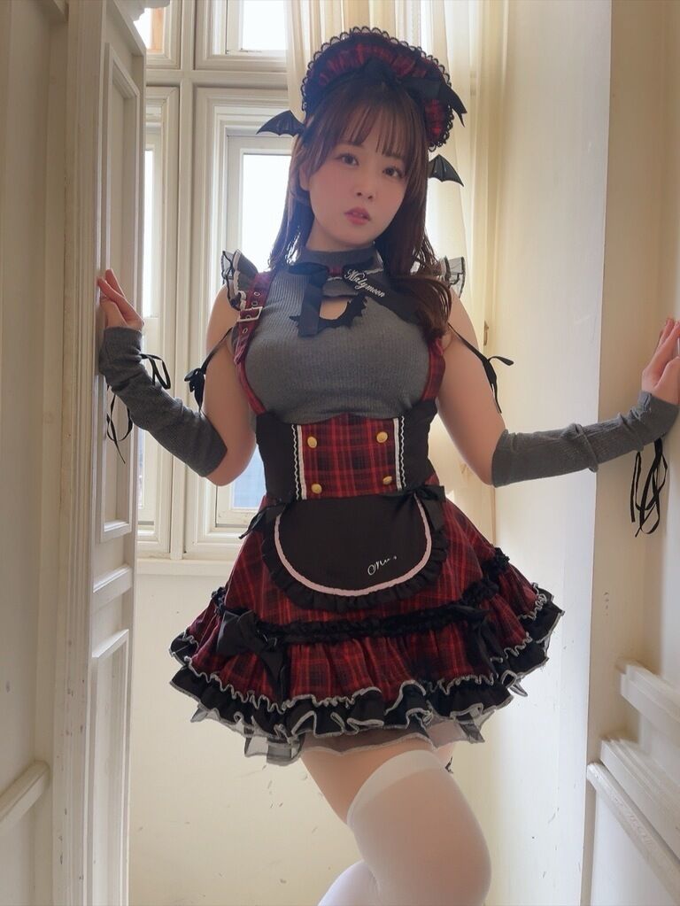 ハロウィンサキュバスメイドちゃん😈🕸🎃