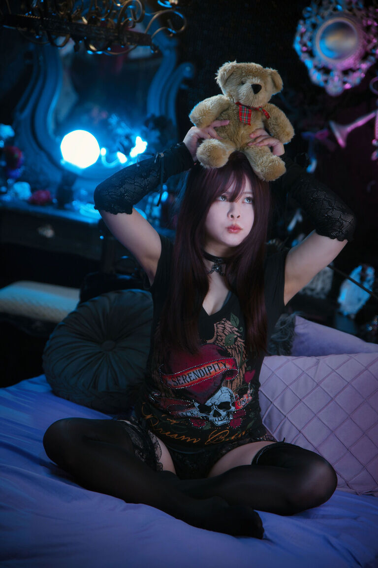 [ROM]BlackDarkerDream