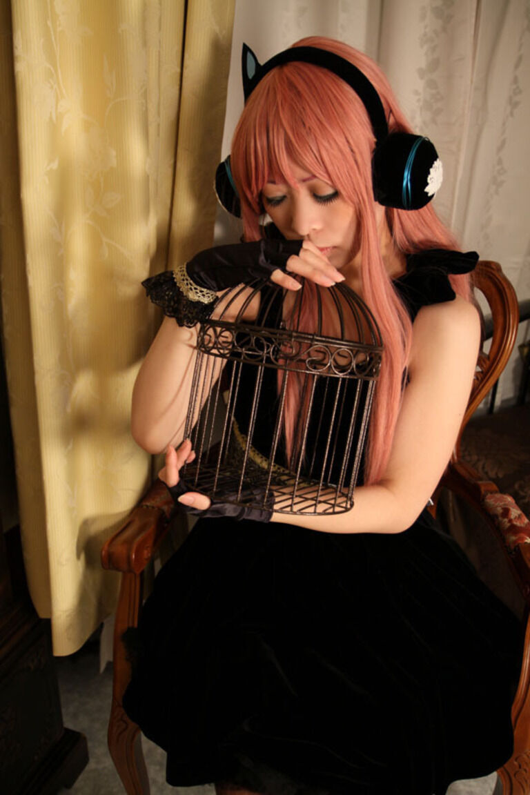 precious pink