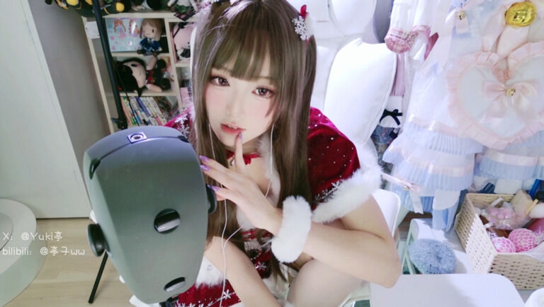 【限定版ASMR動画】クリスマスイチャイチ~顔出しあり