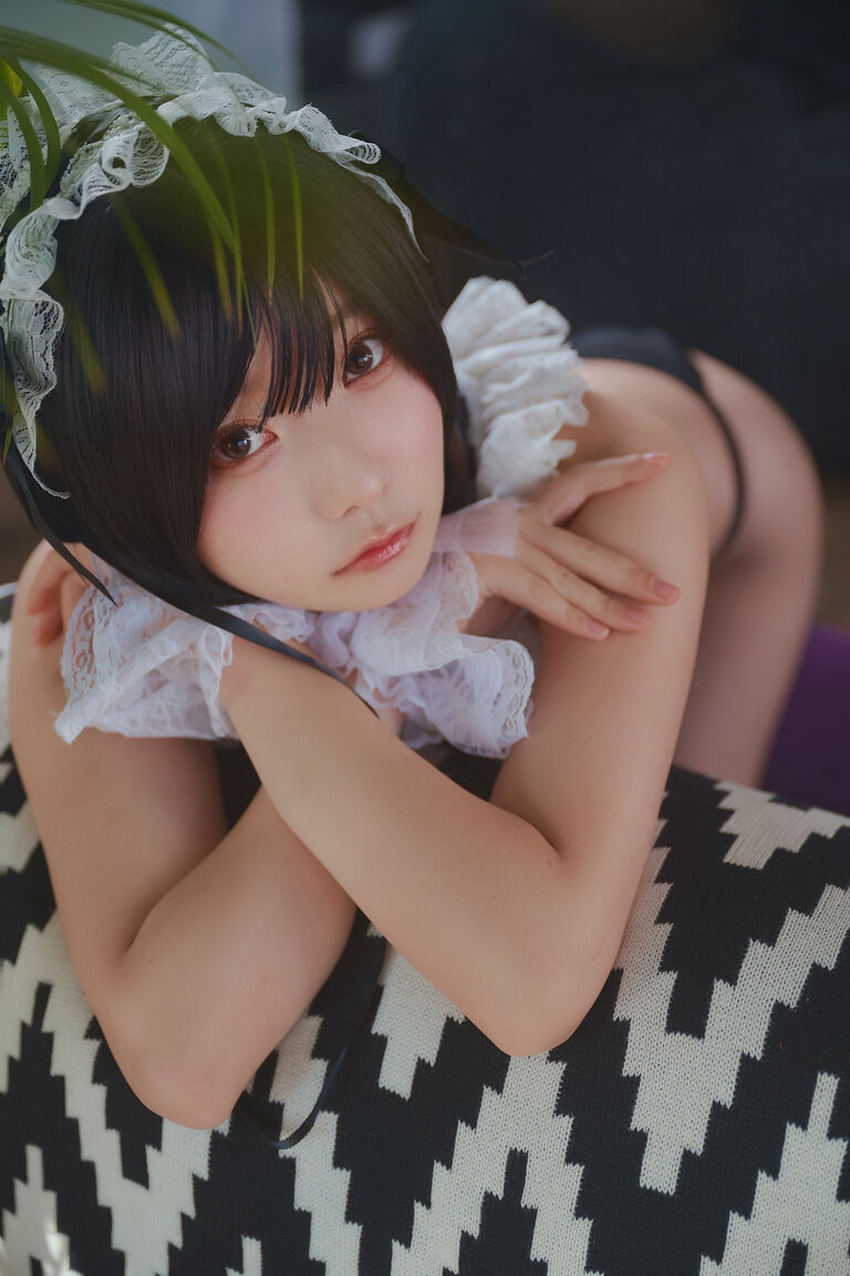 【DL写真集】男みたいな幼なじみが可愛い服を着たら満更でもなさそうだった件