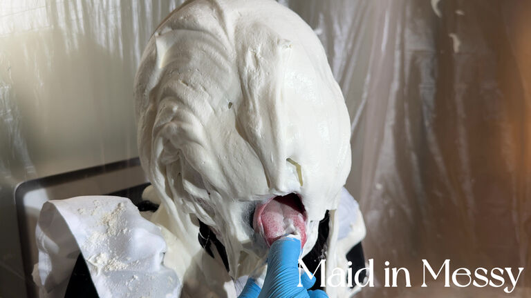 Maid in Messy 02