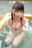 野良少女は空の下でせいふくを脱ぎ、いたずらっぽく笑う