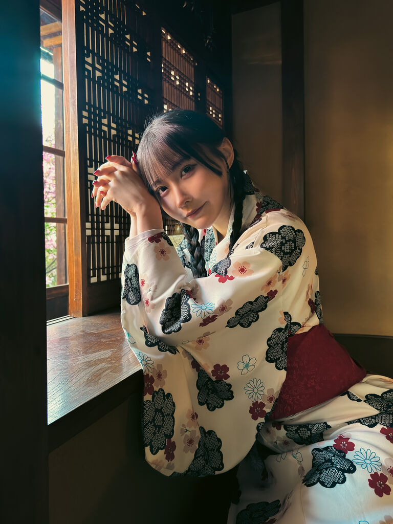 ［伊織芽衣］あのこのあしうら写真展
