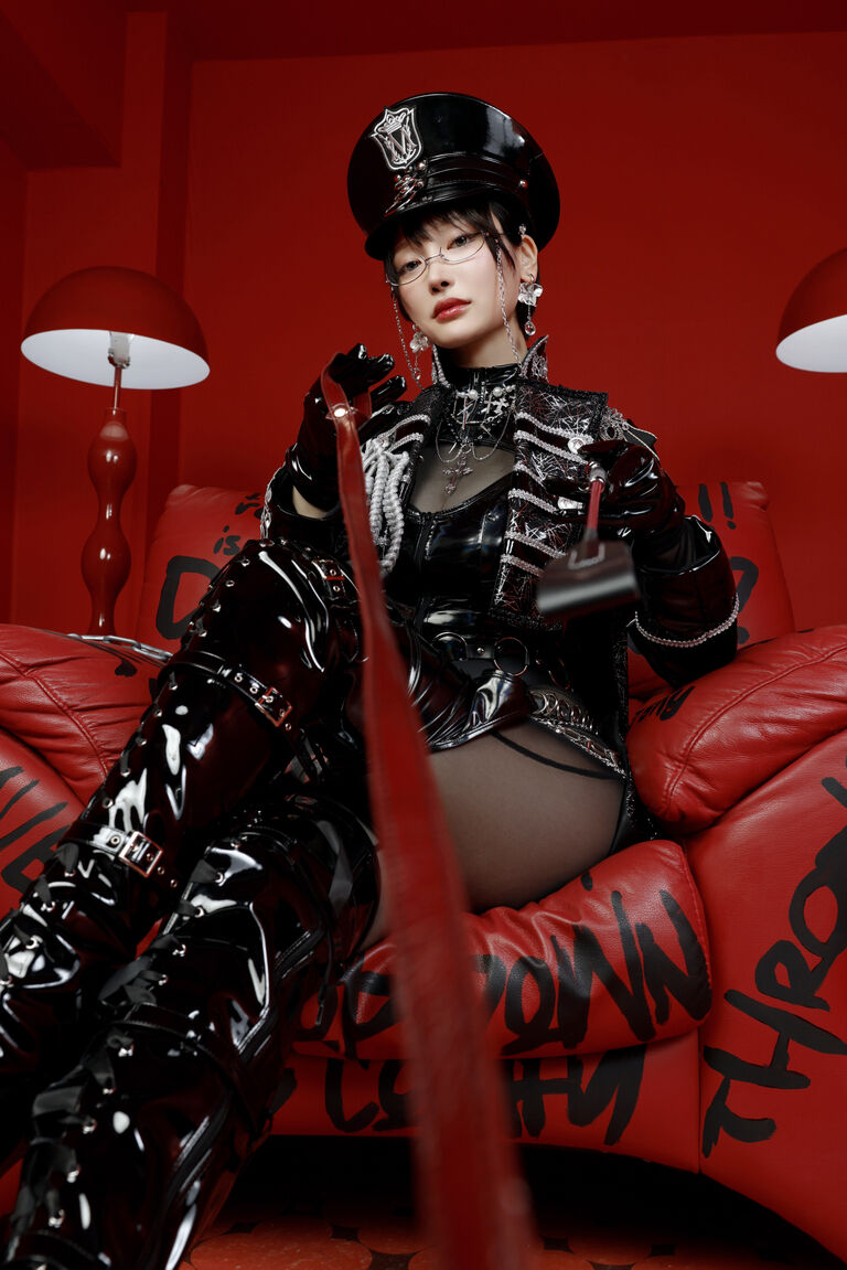Crimson Requiem  DLデジタル写真集