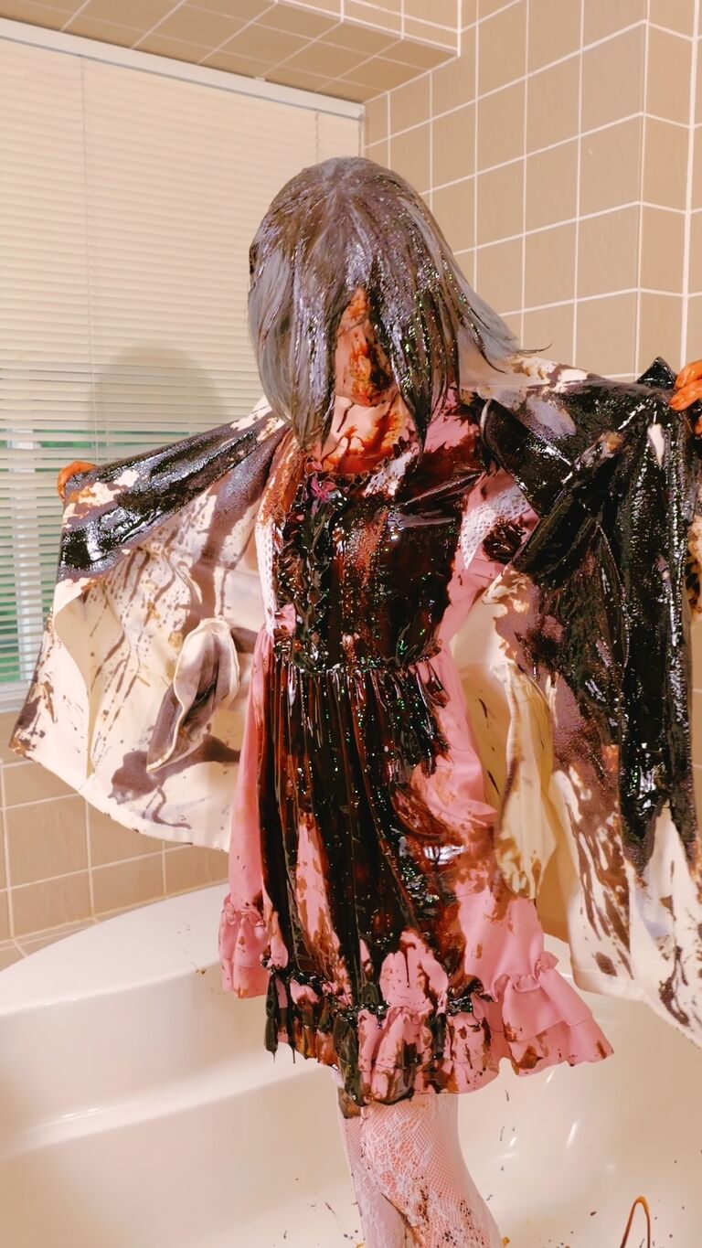 着衣メッシー02 糖蜜塗れ