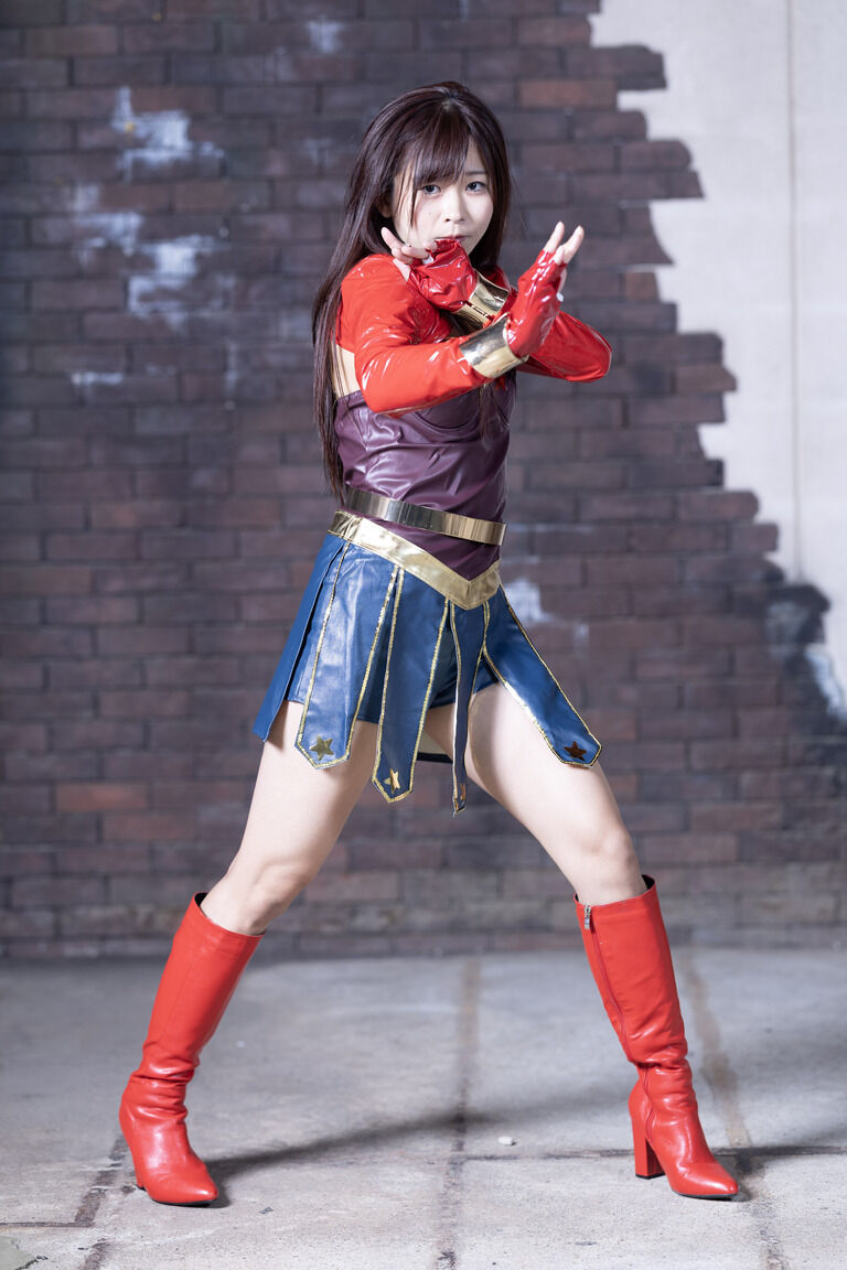 SHP No.001  Superheroine Portrait & Pinch Wondergirl Akane 